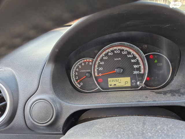 מודעת רכב מיצובישי ספייס סטאר