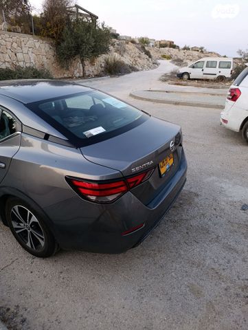 ניסאן סנטרה