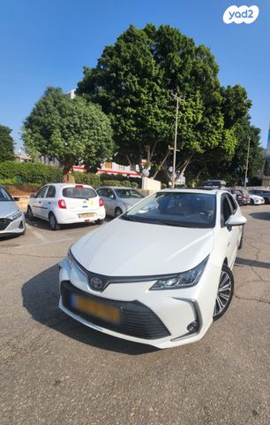 טויוטה קורולה