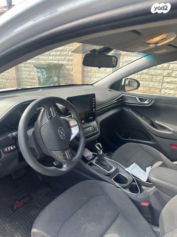 יונדאי איוניק