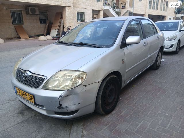 טויוטה קורולה