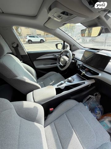 ג׳ילי Geometry C