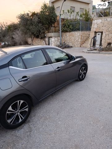 ניסאן סנטרה