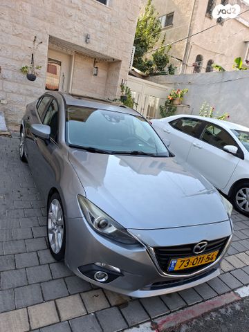 מאזדה 3
