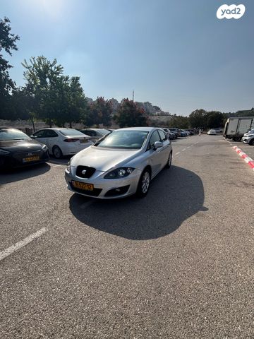 מודעת רכב סיאט לאון