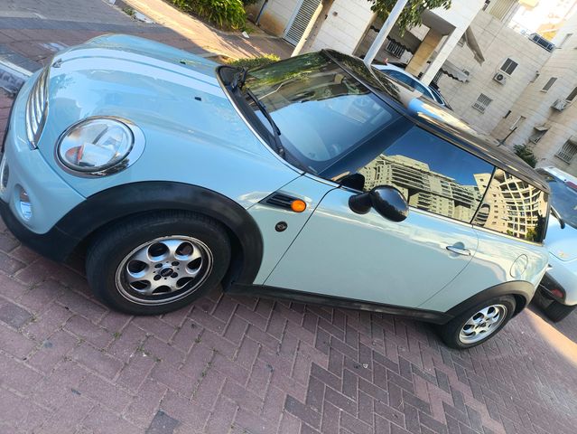 מודעת רכב מיני קופר