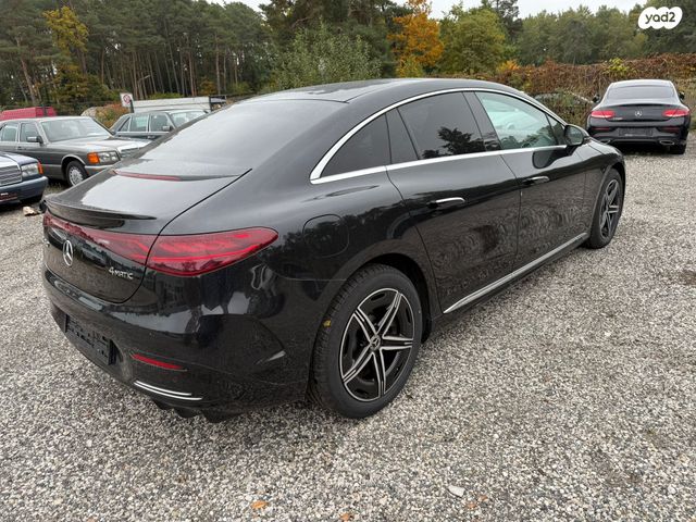 מודעת רכב מרצדס-בנץ EQE