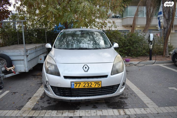 מודעת רכב רנו סניק