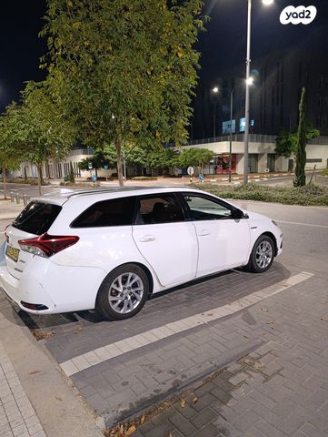 טויוטה אוריס