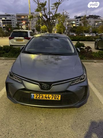מודעת רכב טויוטה קורולה