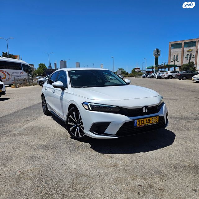 סיוויק Elegance היברידי אוט׳ 2.0 (145 כ״ס)