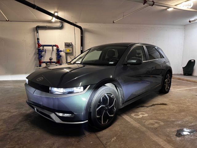 יונדאי איוניק 5