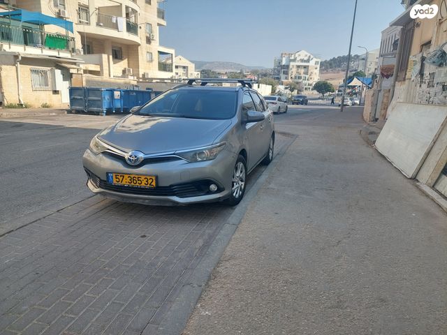 טויוטה אוריס