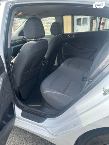 מודעת רכב יונדאי איוניק