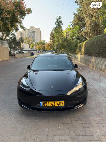 טסלה מודל 3