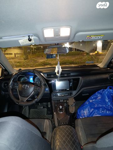 טויוטה אוריס