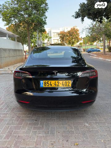 טסלה מודל 3