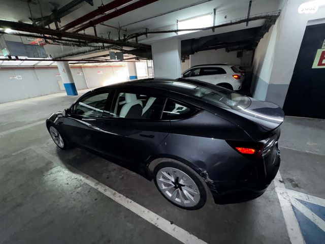 טסלה מודל 3