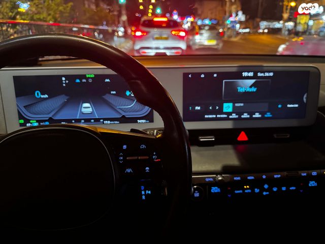 יונדאי איוניק 5