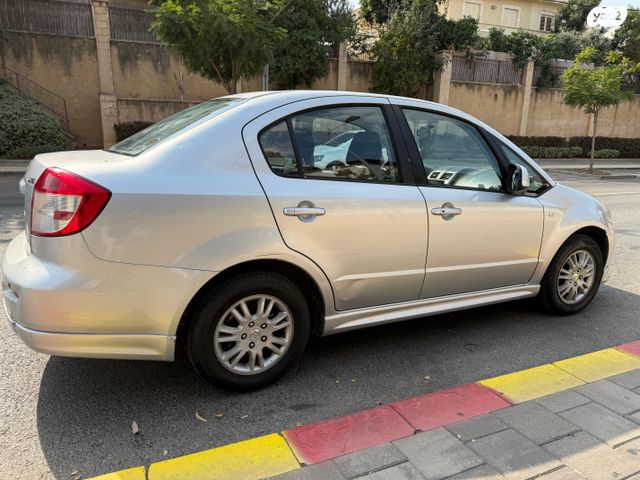 סוזוקי SX4