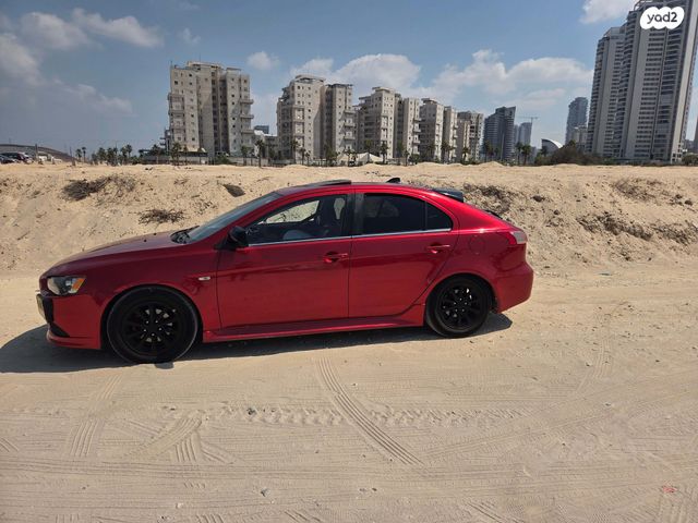 מיצובישי לנסר