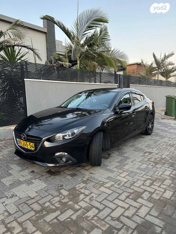 מודעת רכב מאזדה 3