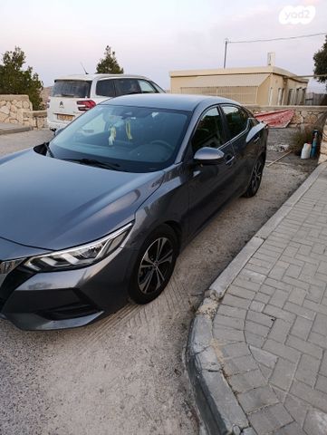 ניסאן סנטרה