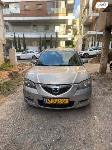 מודעת רכב מאזדה 3