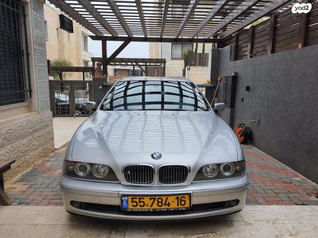 סדרה 5 Exclusive 520i אוט׳ 2.2 (170 כ״ס)