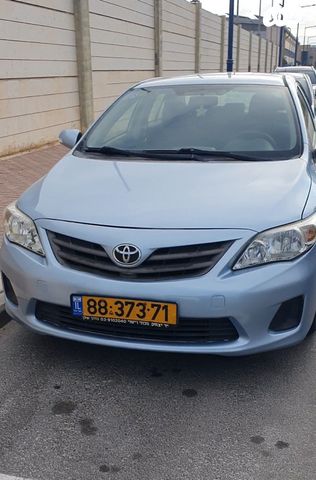 מודעת רכב טויוטה קורולה