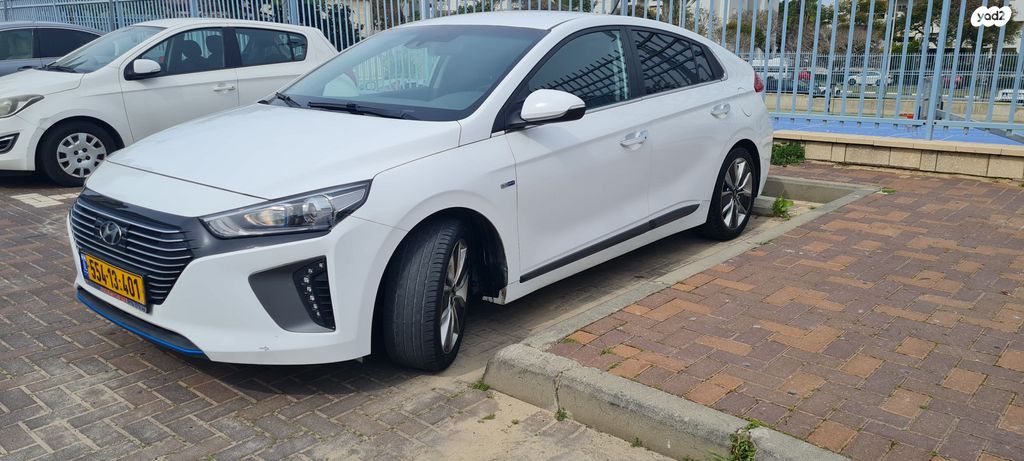 יונדאי איוניק