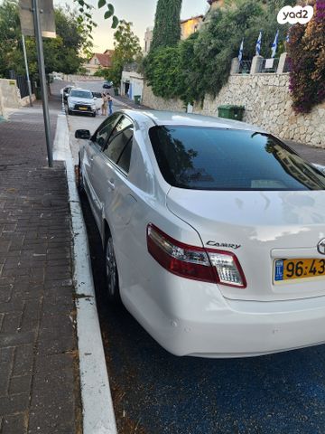 טויוטה קאמרי