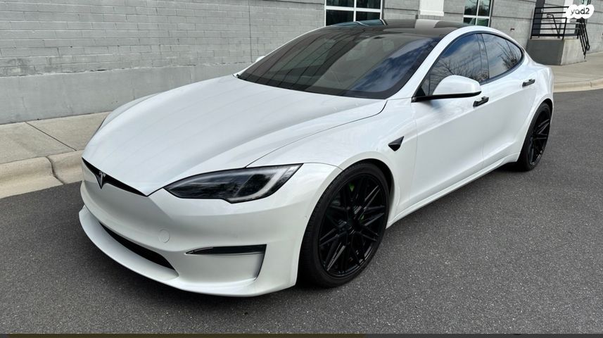 מודעת רכב טסלה מודל S