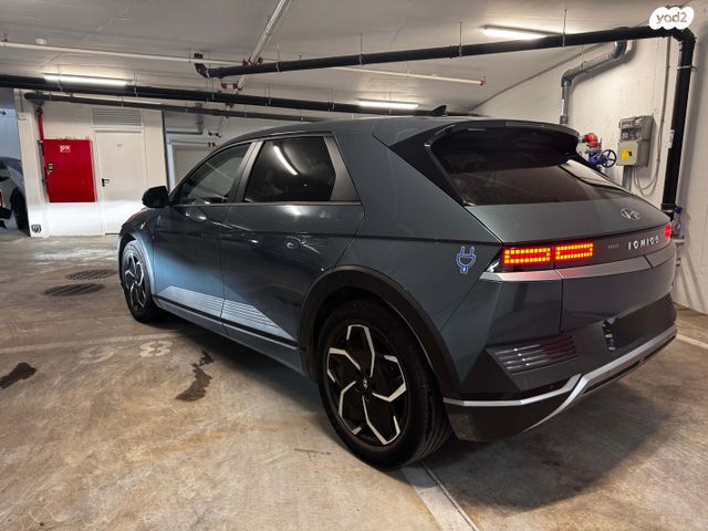 יונדאי איוניק 5