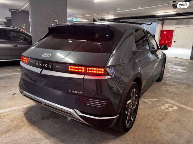 יונדאי איוניק 5