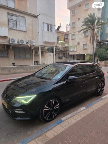 מודעת רכב סיאט לאון