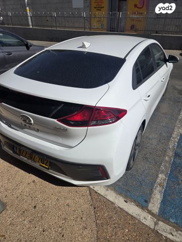 יונדאי איוניק