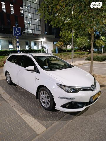 טויוטה אוריס