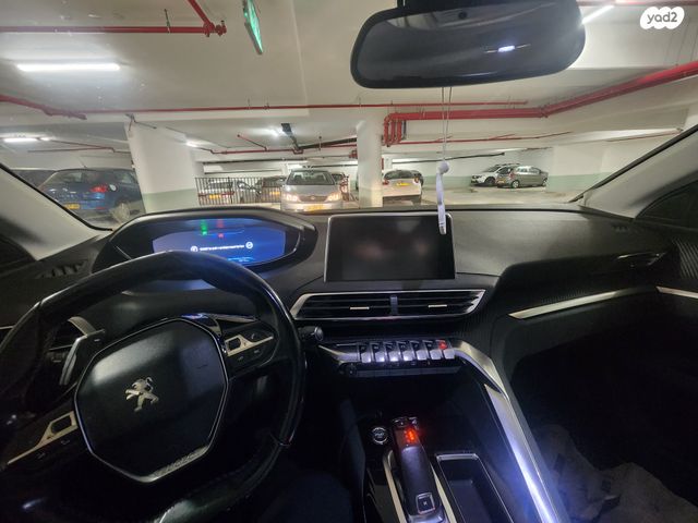 מודעת רכב פיג'ו 5008