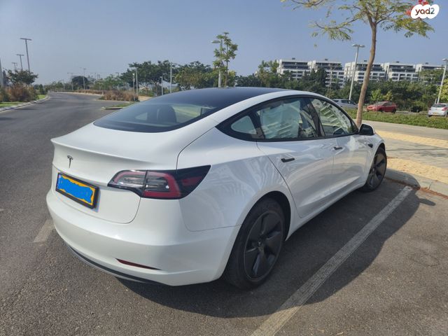 טסלה מודל 3