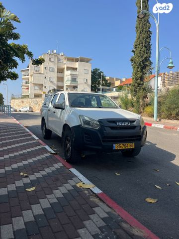 מודעת רכב איסוזו די-מקס