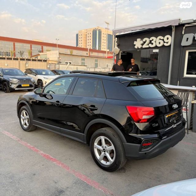 אאודי Q2