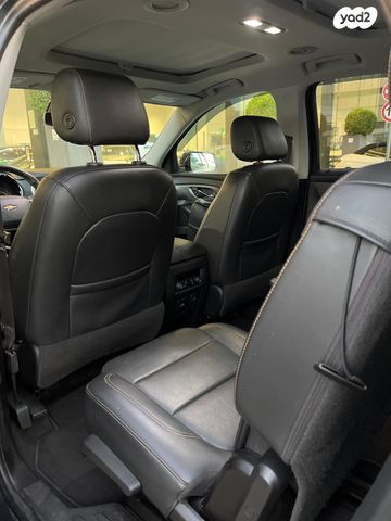 שברולט טראוורס