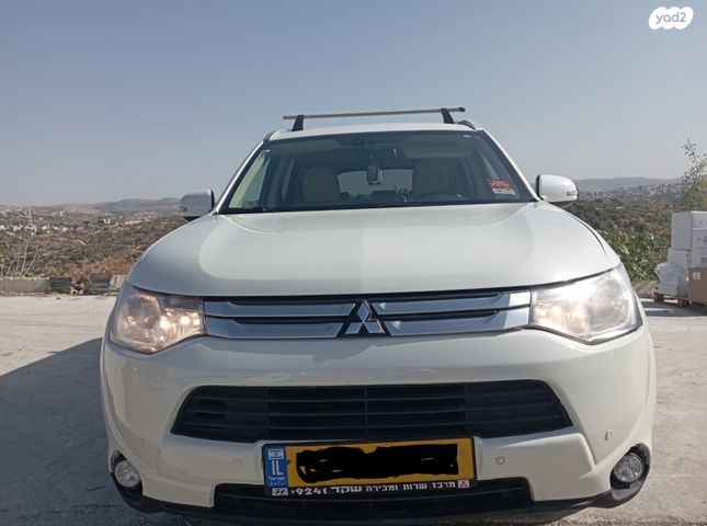 מיצובישי אאוטלנדר