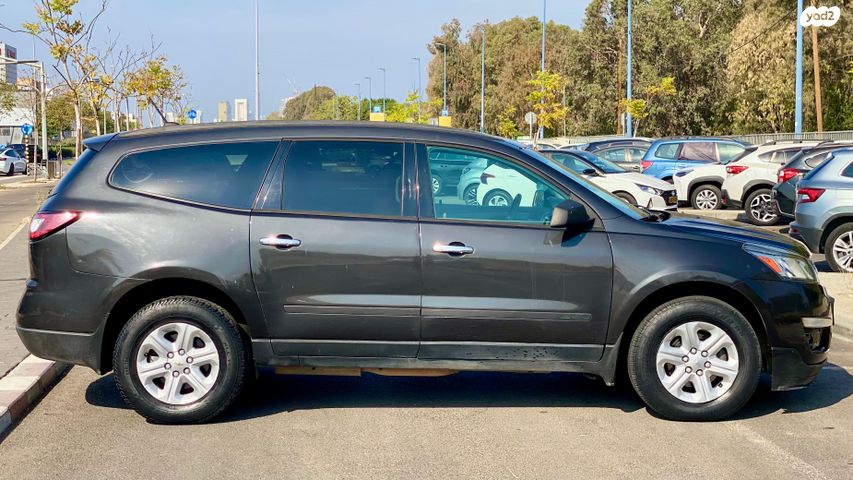 שברולט טראוורס