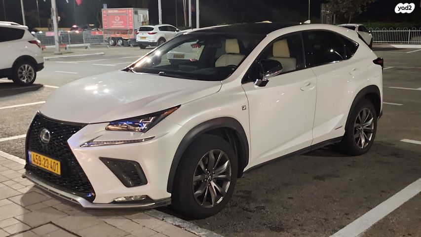 מודעת רכב לקסוס NX