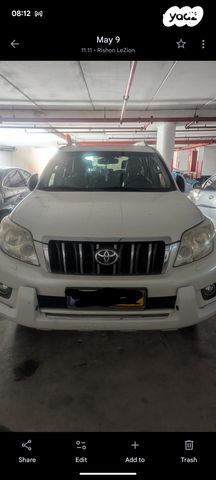 טויוטה לנד קרוזר