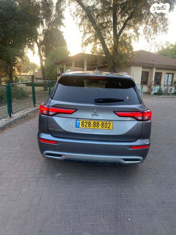 מיצובישי אאוטלנדר