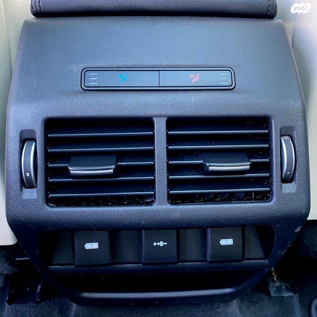 לנד רובר דיסקברי ספורט