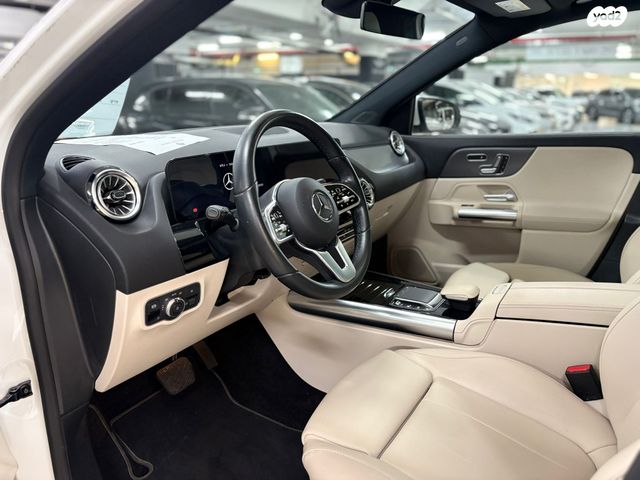 מרצדס-בנץ GLA